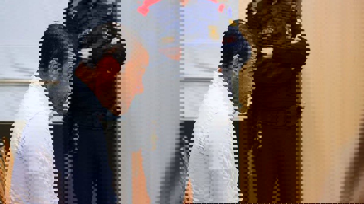 داني ألفيس يغادر السجن بعد دفع كفالة قدرها مليون يورو