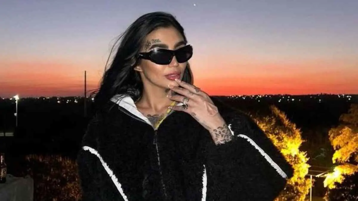 إعلان يتسبب بوفاة مغنية برازيلية في تركيا (صور)