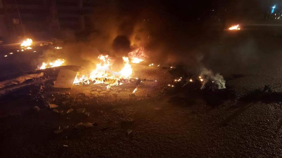 العراق.. احتجاجات في محافظة ذي قار عقب اعتقال ناشط بارز (صور وفيديو)