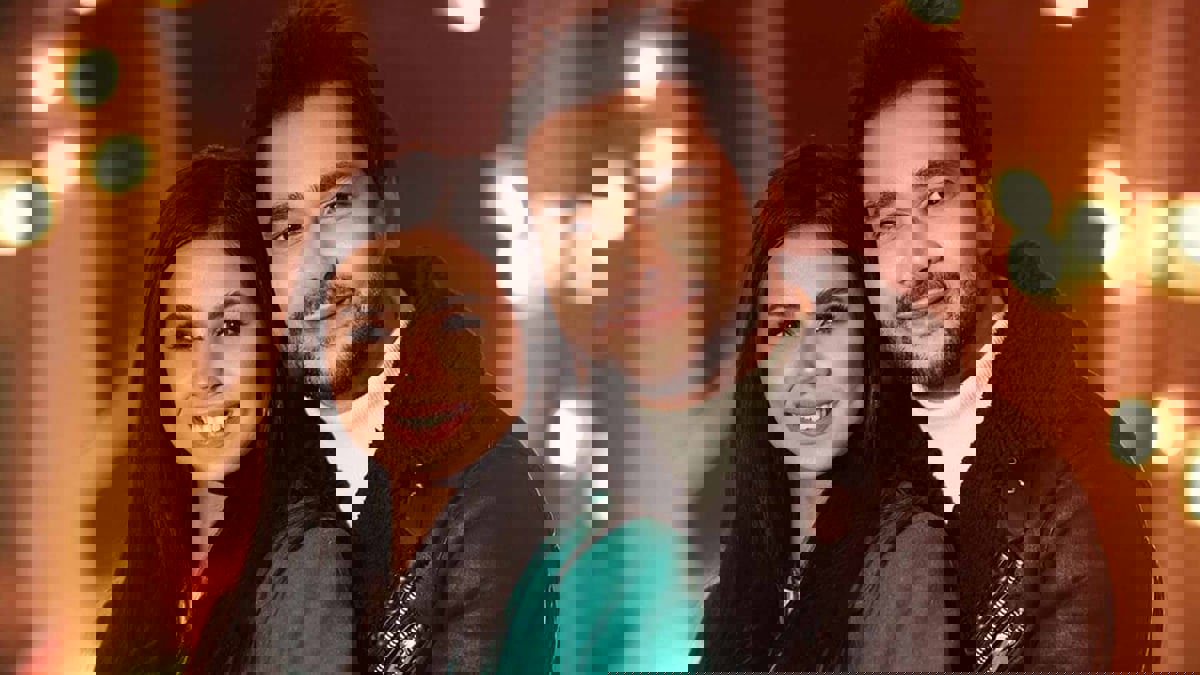 محمود المهدي يعلن زواجه من منة عرفة