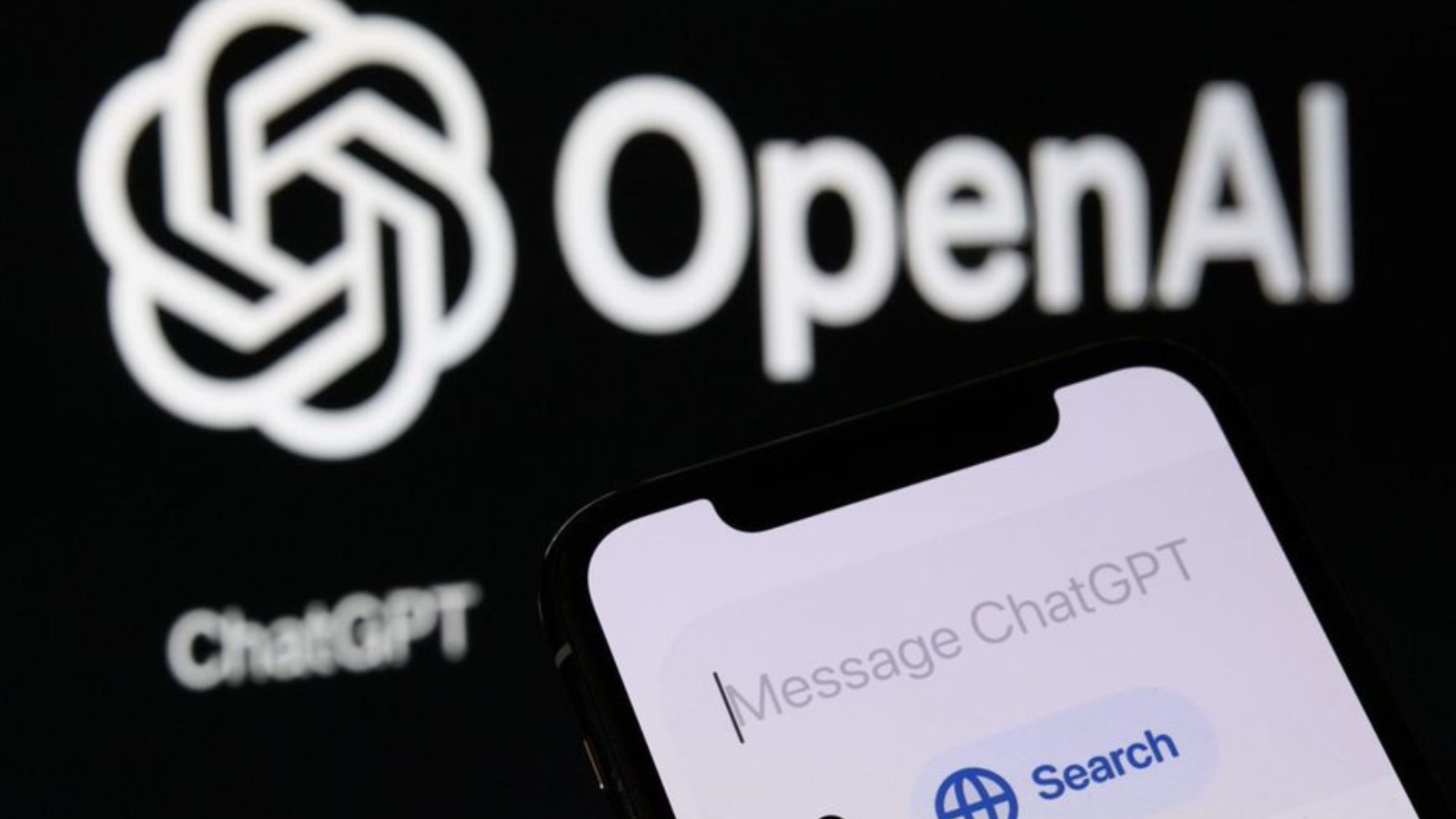 في مواجهة عمالقة البحث.. محرك "ChatGPT Search" متاح للجميع الآن