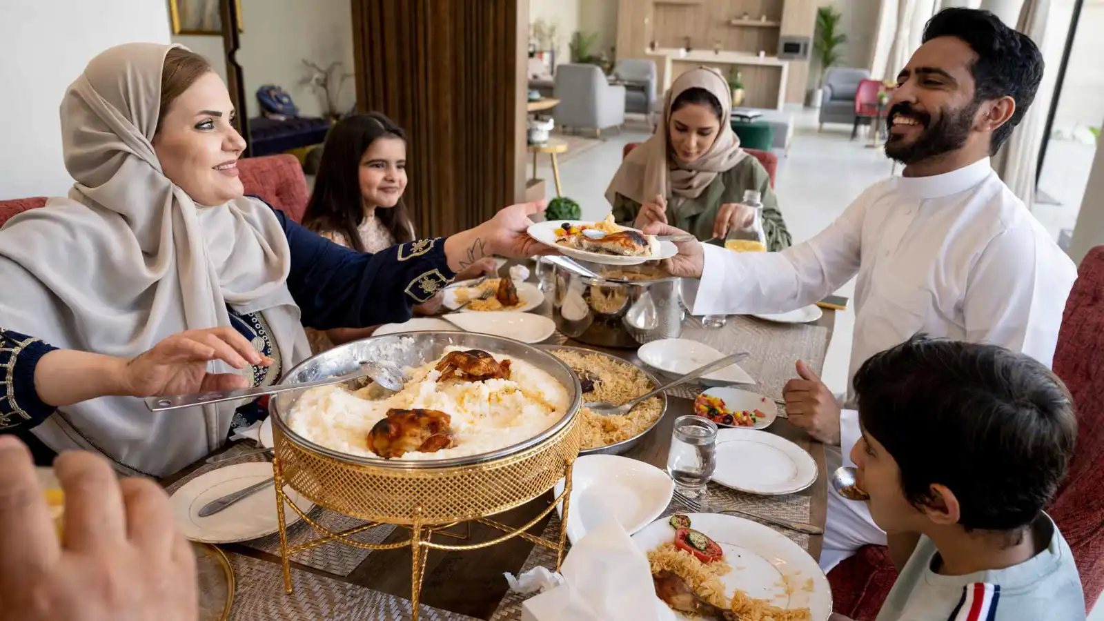 هذه الأطعمة على الإفطار قد تشعرك بالخمول بعد الصيام