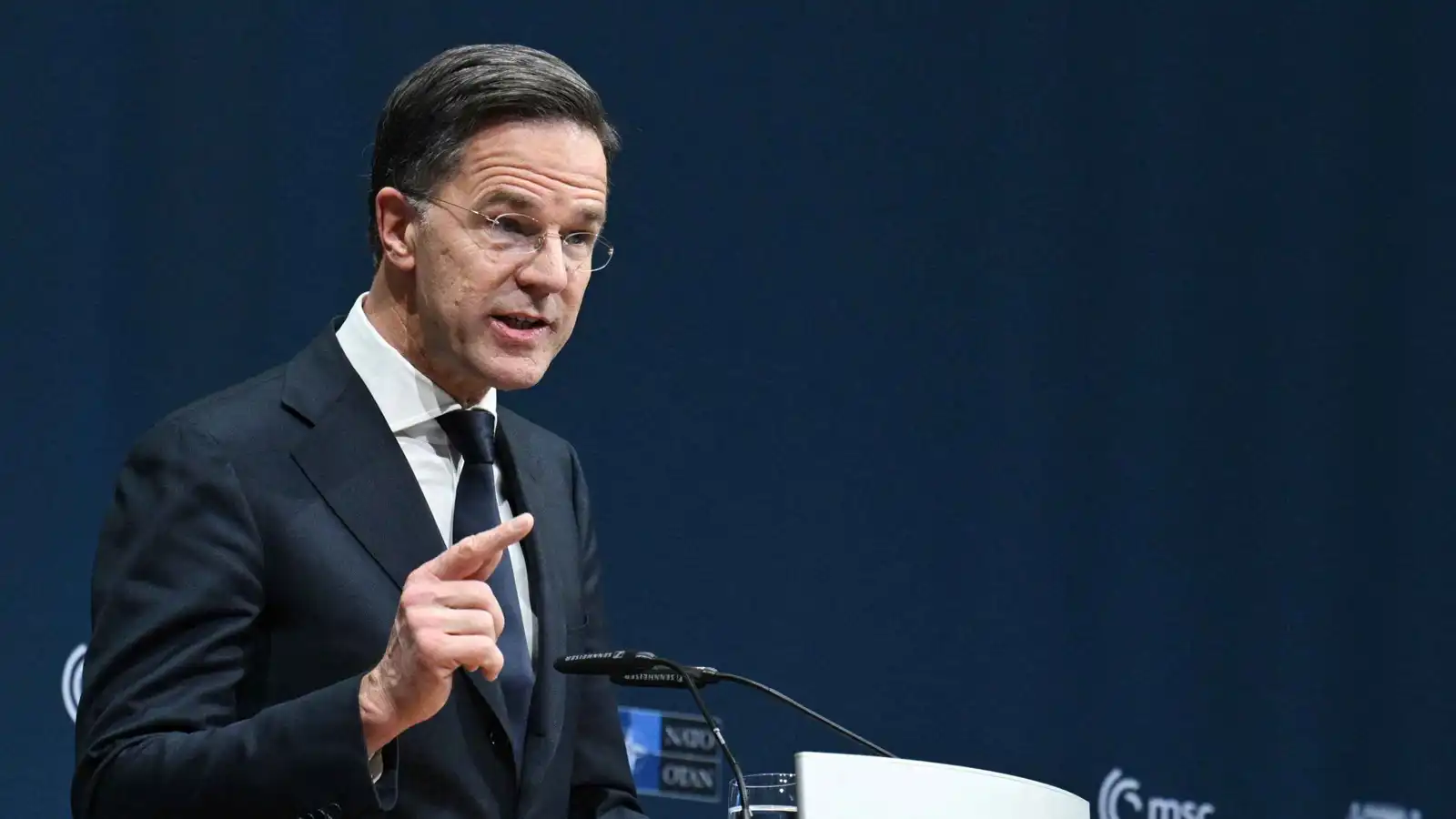 "الناتو" يحذر: نحن الهدف التالي لروسيا