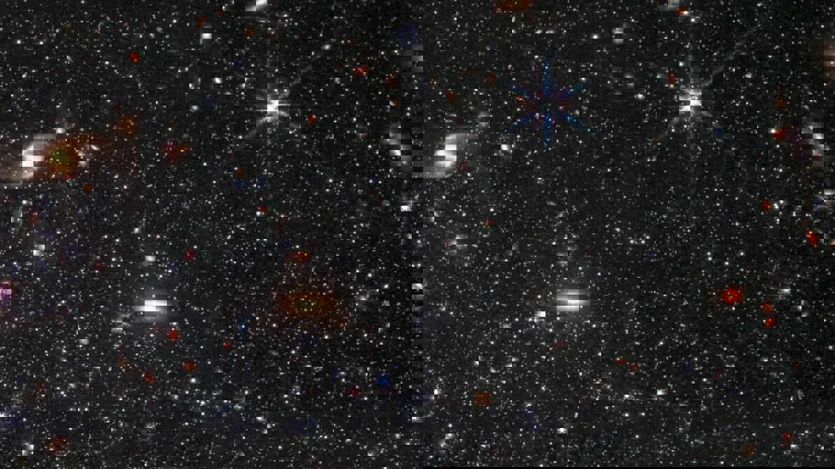 تلسكوب "جيمس ويب" يلتقط صورة مذهلة لمجرة "وحيدة" في الفضاء