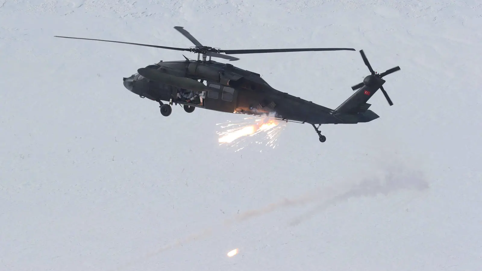 4 قتلى في تحطم مروحية عسكرية جنوب تركيا