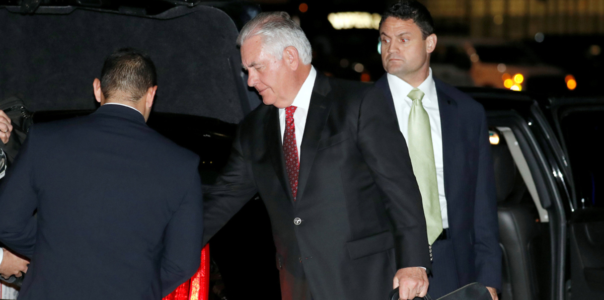 بعد أسبوع دام.. وزير الخارجية الأمريكي في زيارة مفاجئة لكابول