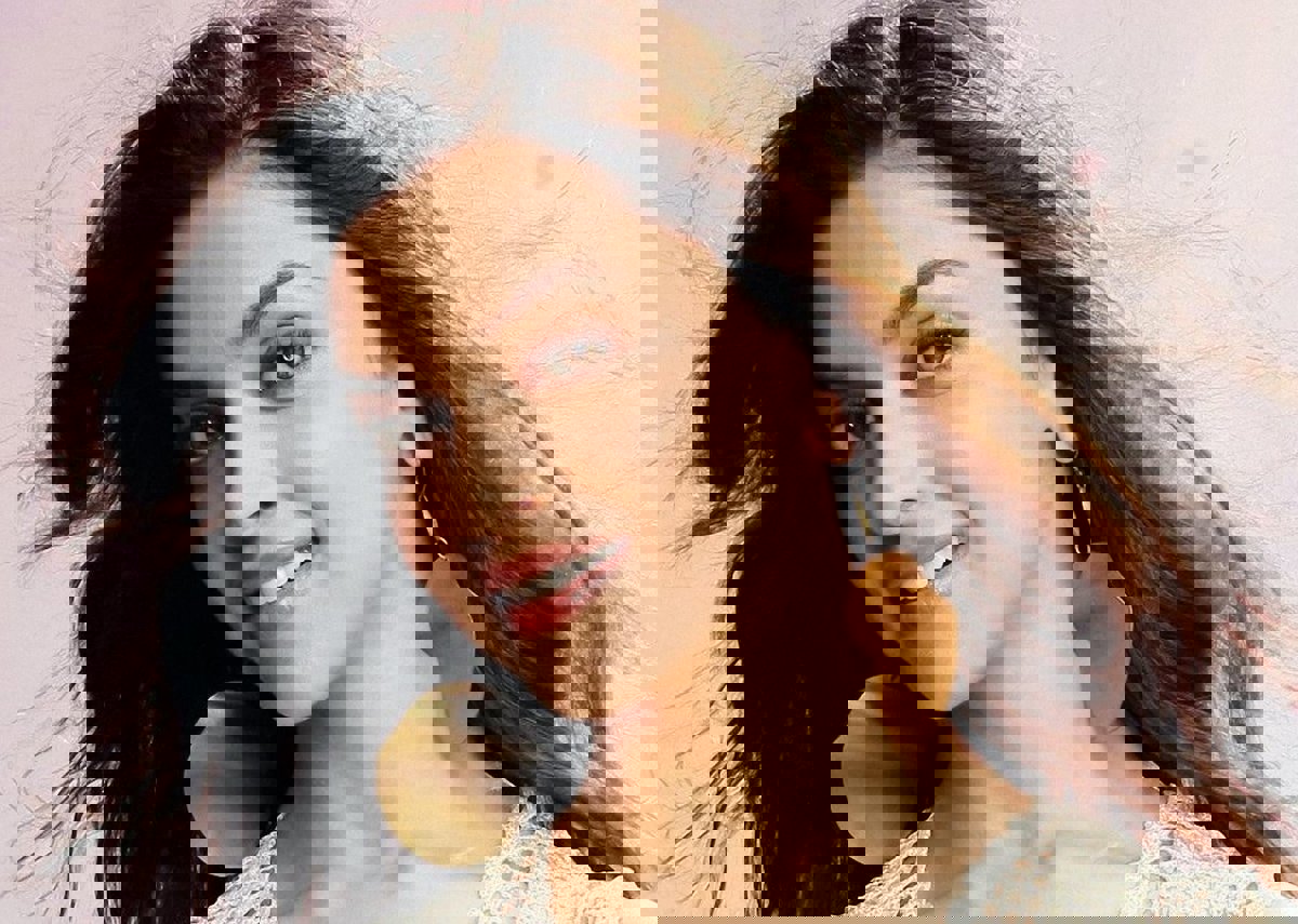 بسبب مشهد عاطفي.. هنود يطالبون برأس بطلة ومخرج فيلم "بادمافاتي"