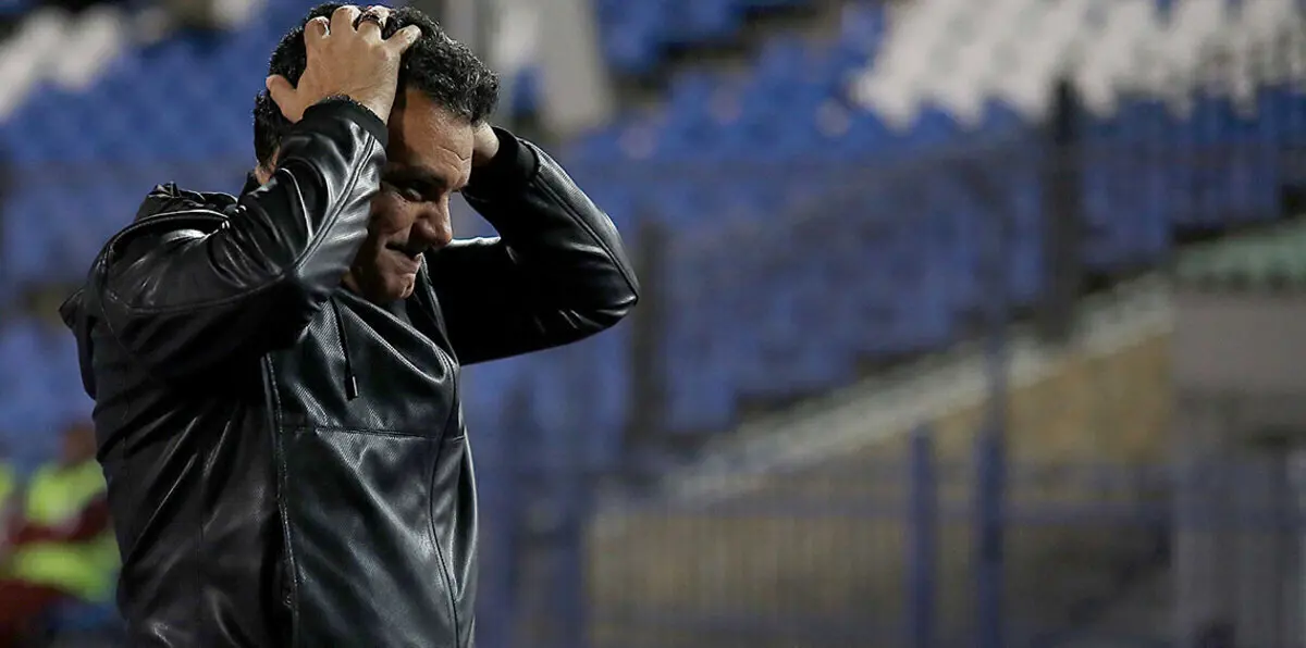 صراع القدامى والجدد يهدد استمرار إيهاب جلال مع نادي الزمالك