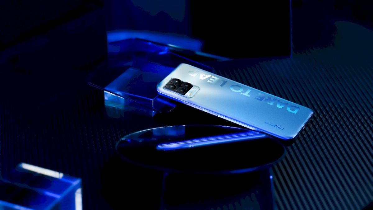 "ريلمي" تضيف هاتفا يدعم شبكات الجيل الخامس إلى سلسلة Realme 8