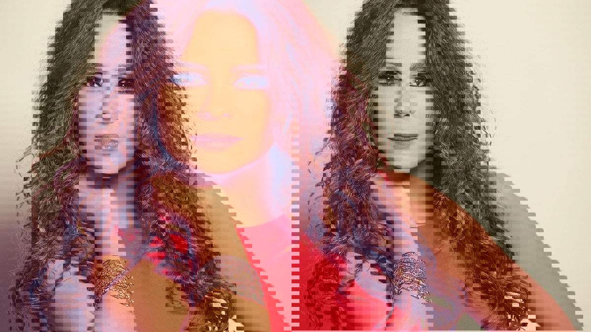 "مشادة كلامية" بين كارول سماحة والمتحدث باسم نتنياهو (صور)