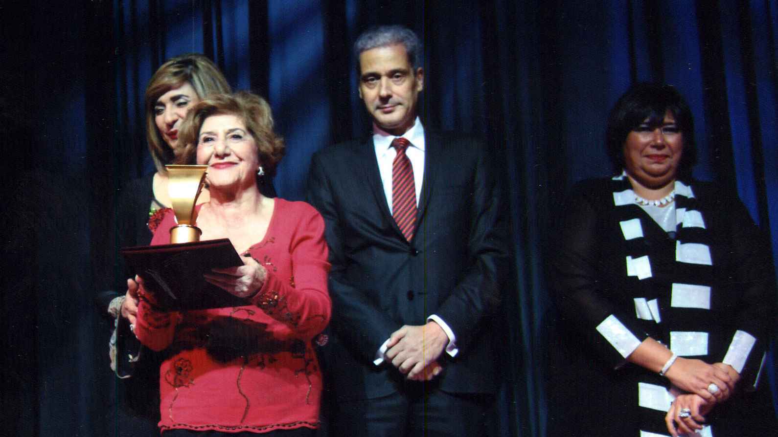 وفاة أقدم ملحنة سورية.. من هي الموسيقية إلهام أبو السعود؟