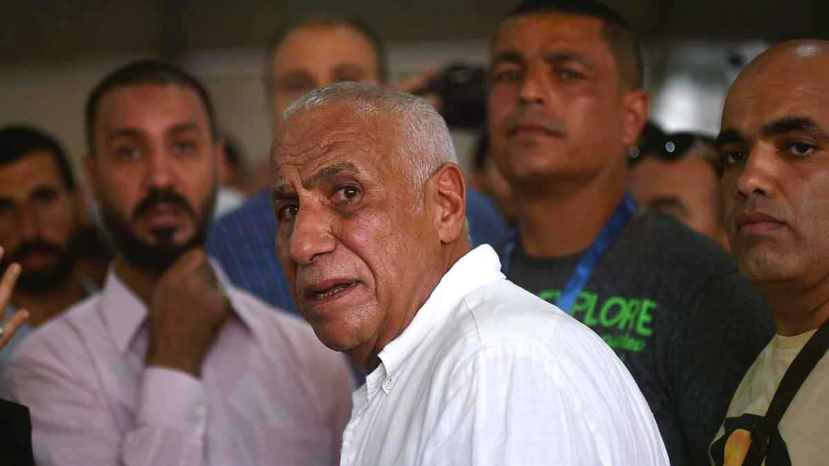 قرارات نارية.. إيقاف ثلاثي الزمالك موسماً بسبب رحلة الإمارات