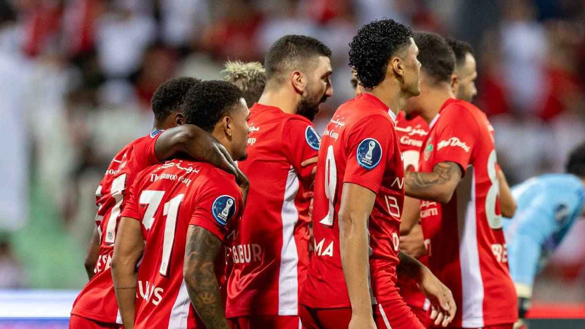 شباب الأهلي يتخطى الشارقة ويصعد إلى نهائي كأس مصرف أبو ظبي الإسلامي (فيديو)