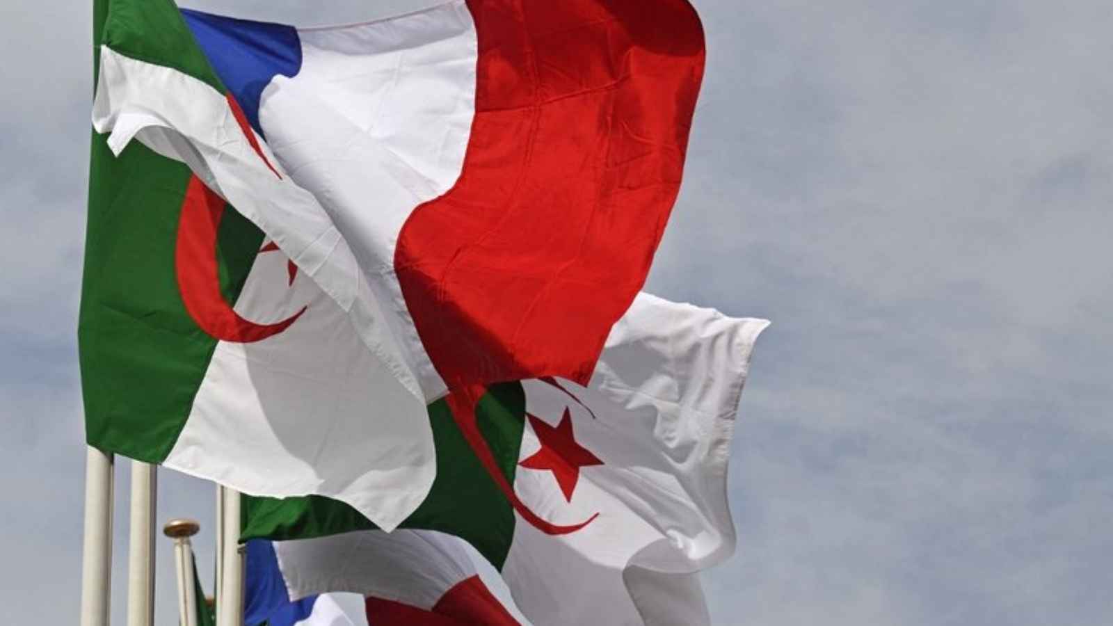 "أزمة التأشيرات" تعود.. فرنسا تعلق اتفاق 2007 ردا على الجزائر