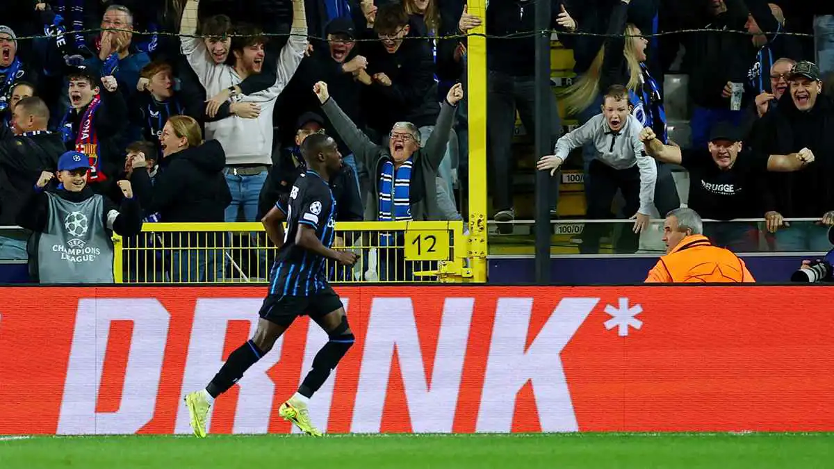 مَن كارلوس فوربس "جلاد برشلونة"؟ (فيديو)