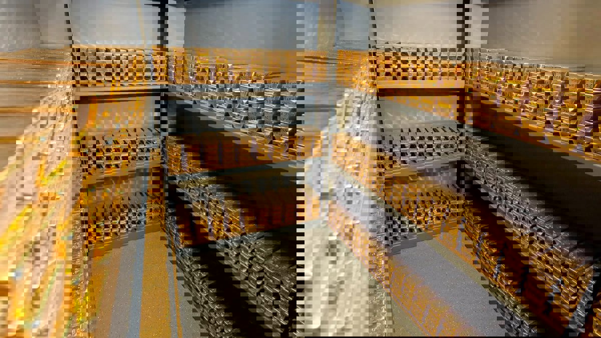 الذهب ينخفض مع ارتفاع الأسهم والمستثمرون يترقبون بيانات الوظائف الأمريكية‎