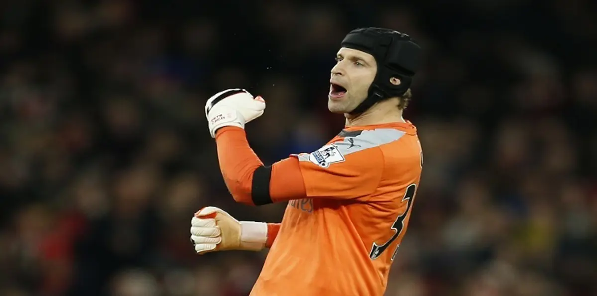 تشيك يتطلع للفوز بلقب آخر مع آرسنال