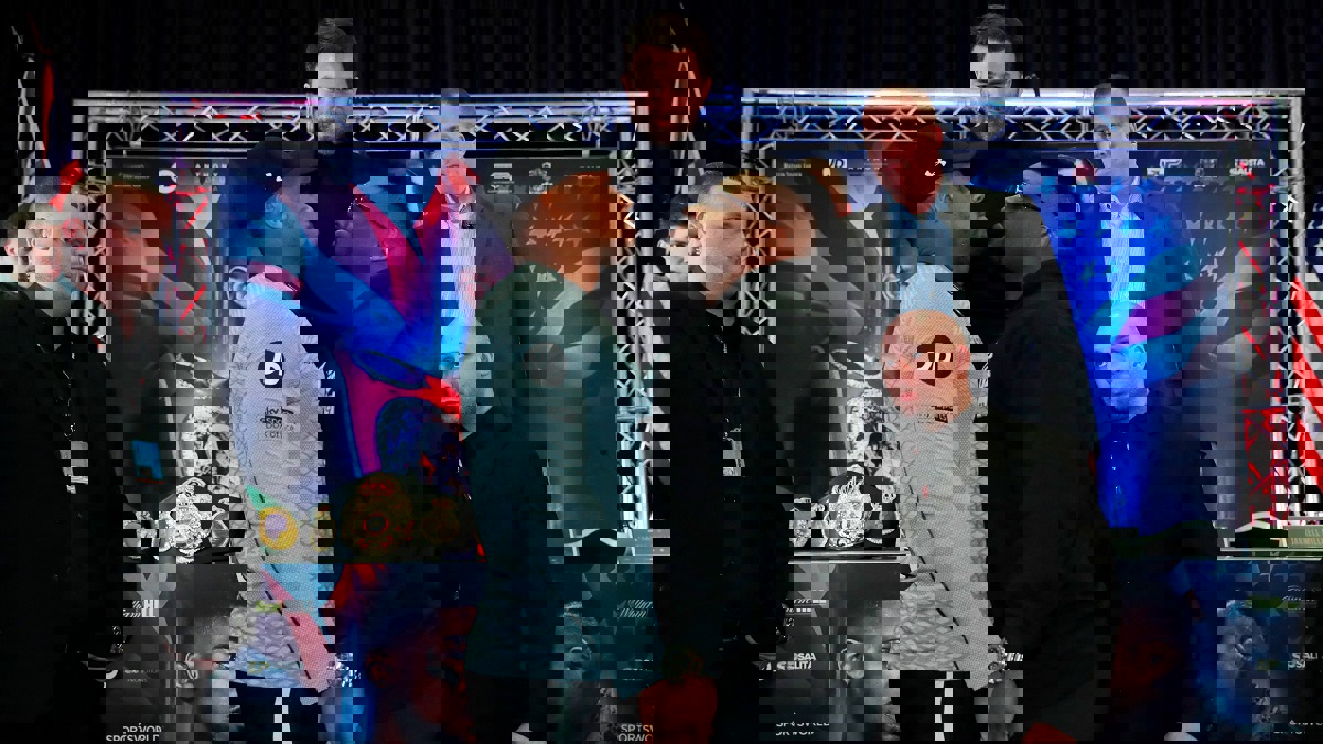 أنطوني جوشوا يهدد غاريل ميلر بتغيير ملامح وجهه في نزالهما بنيويورك