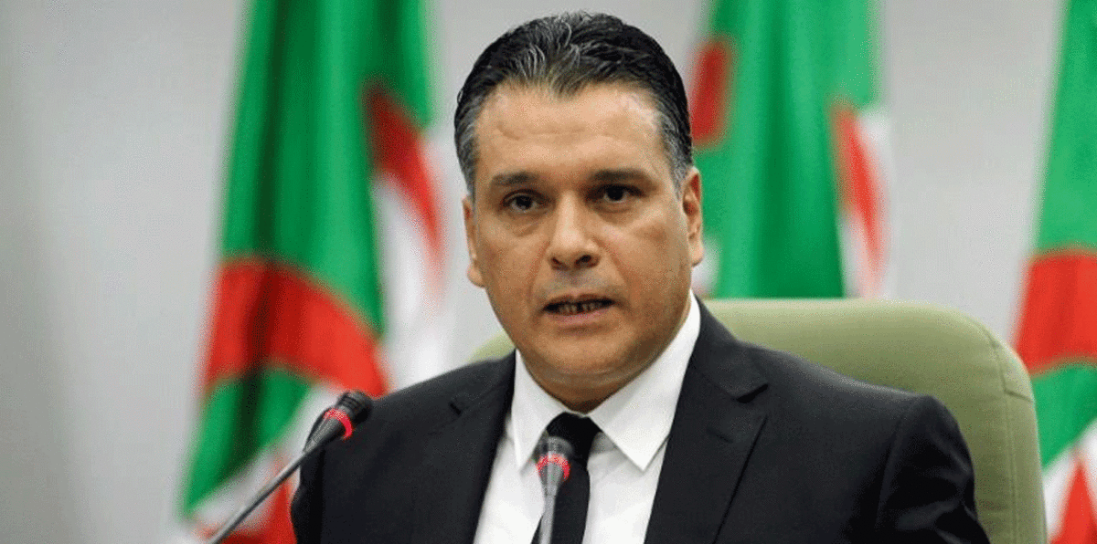 أولى قرارات بوشارب.. إعادة مسؤول بارز عزله بوحجة من البرلمان الجزائري