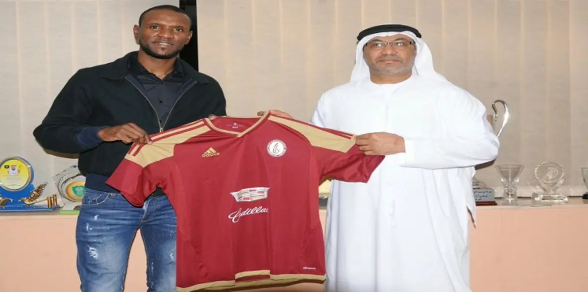 الوحدة الإماراتي يكرّم النجم الفرنسي إريك أبيدال (صور)