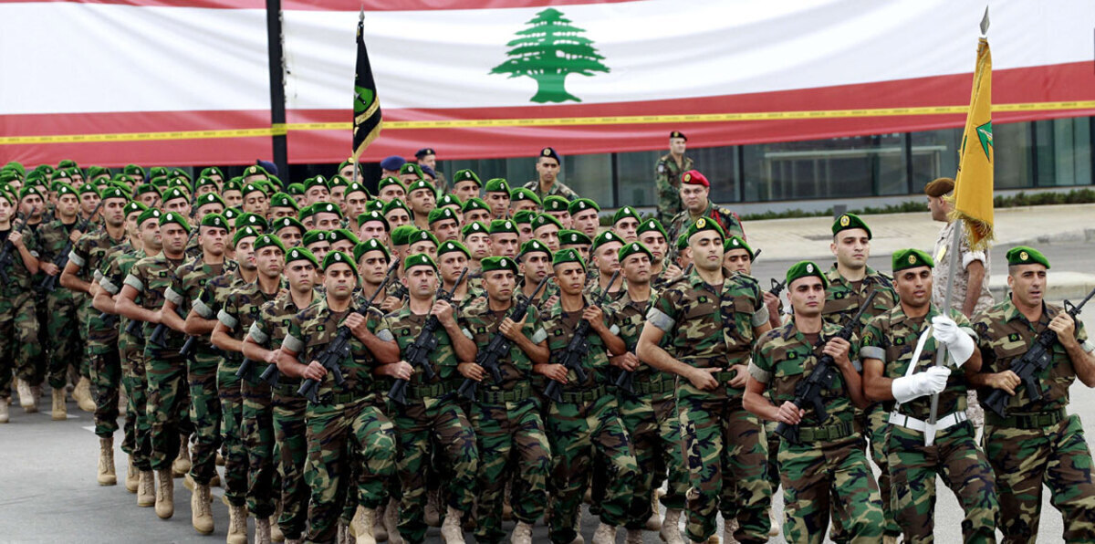 انتحاريون يهاجمون الجيش اللبناني أثناء مداهمات في منطقة عرسال