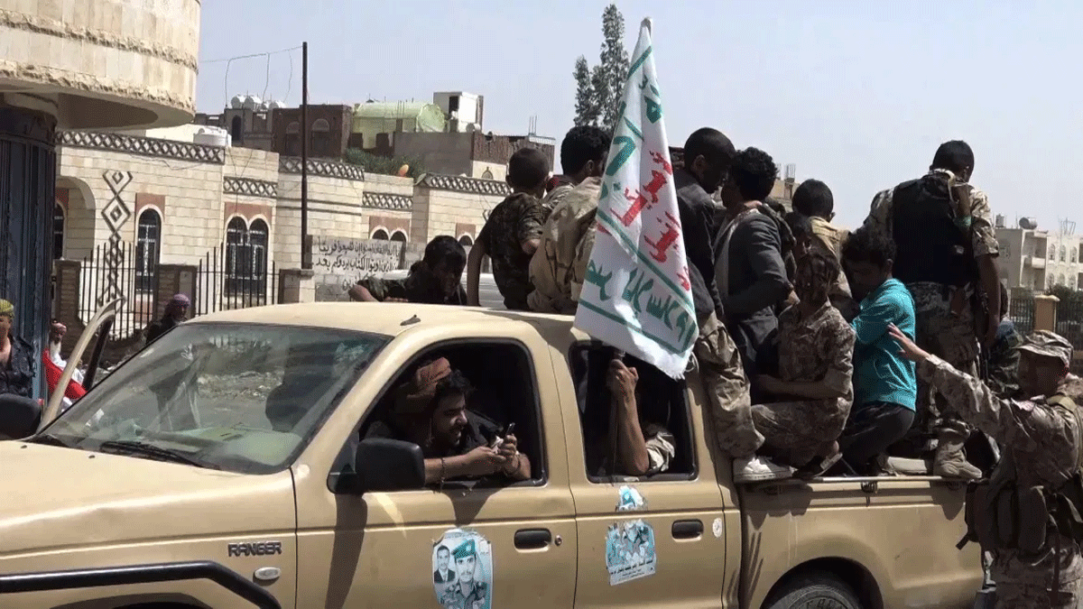 اليمن.. اشتباكات عنيفة بين القوات المشتركة وميليشيات الحوثي في الحديدة