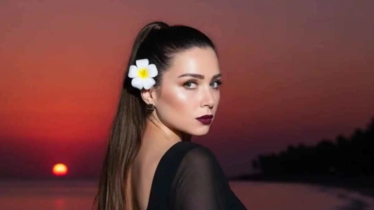 مي عز الدين