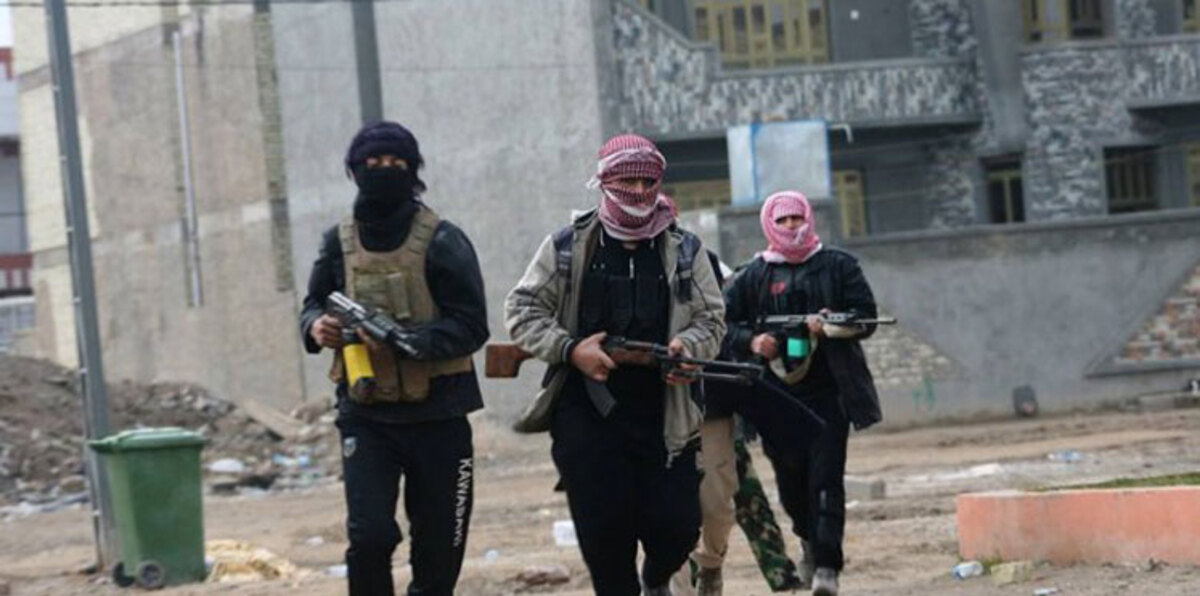 مسلحون يقتلون جنديين وأسرتيهما شمال بغداد