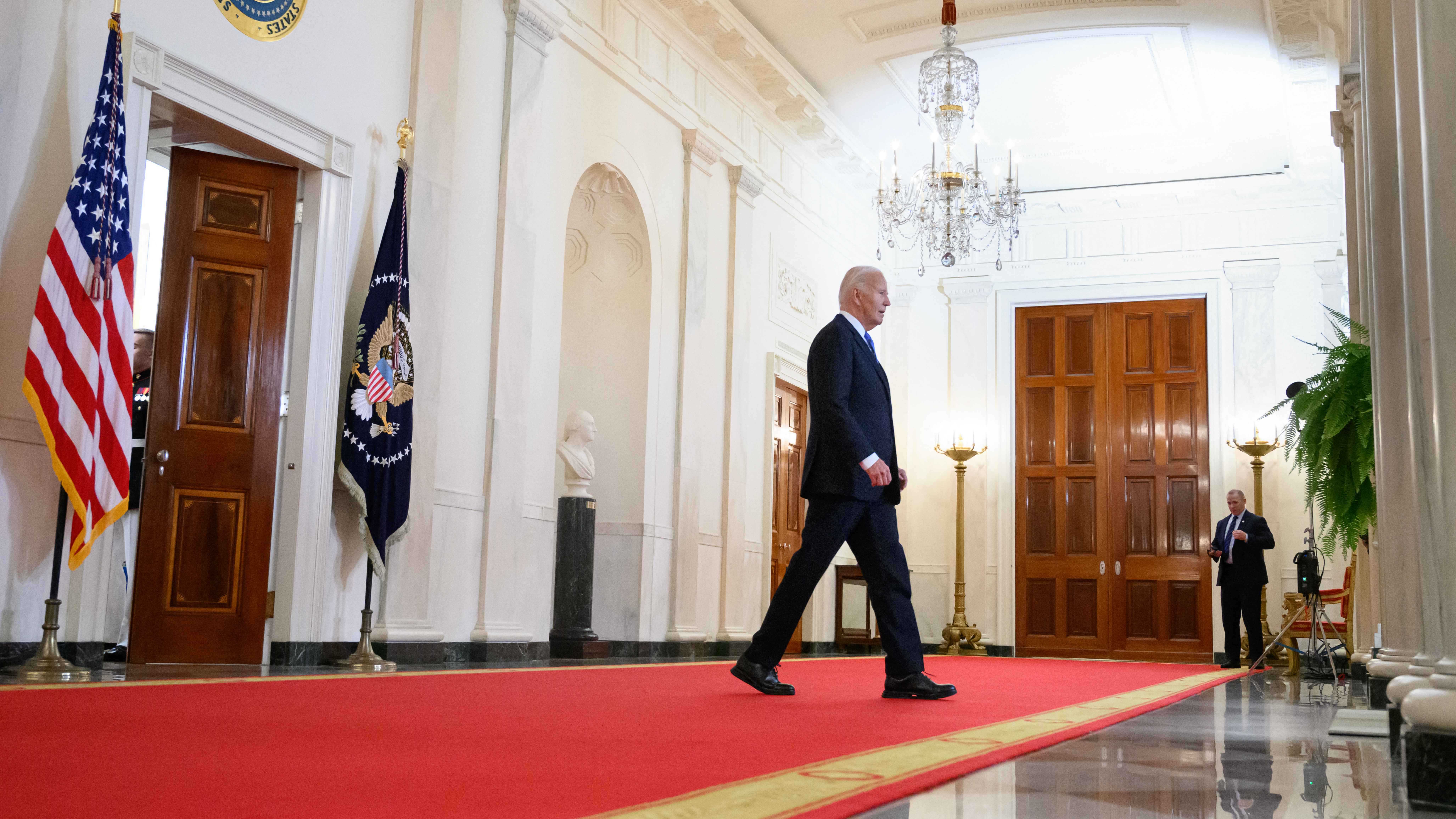 انسحاب بايدن أو استمراره.. خياران أحلاهما مر للديمقراطيين