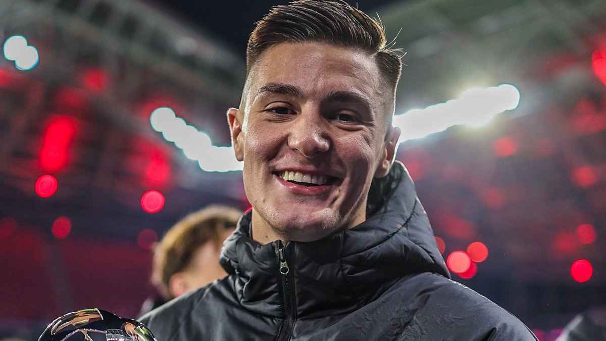 أول رد من لايبزيغ حول عرض الهلال لشراء سيسكو