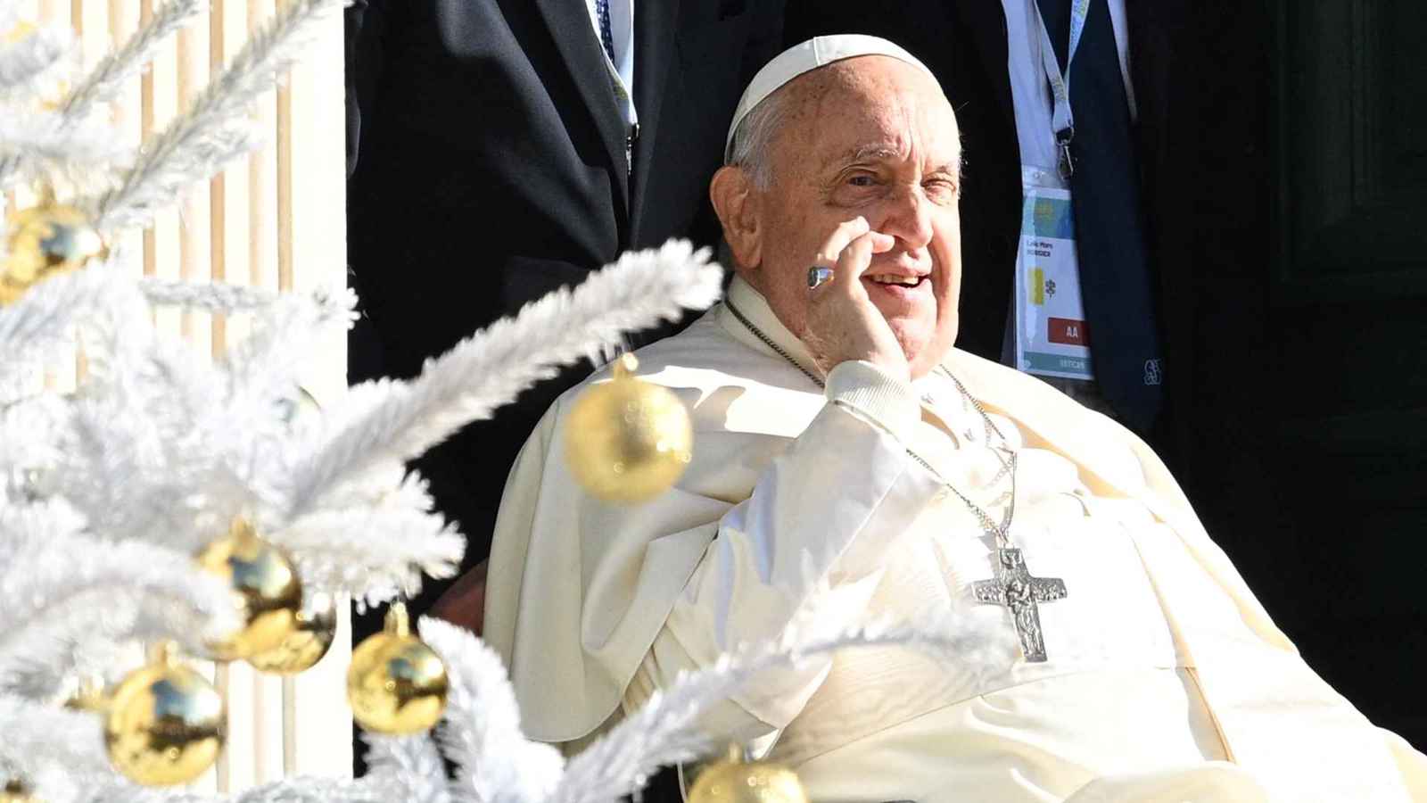 آخر تطورات الحالة الصحية لبابا الفاتيكان