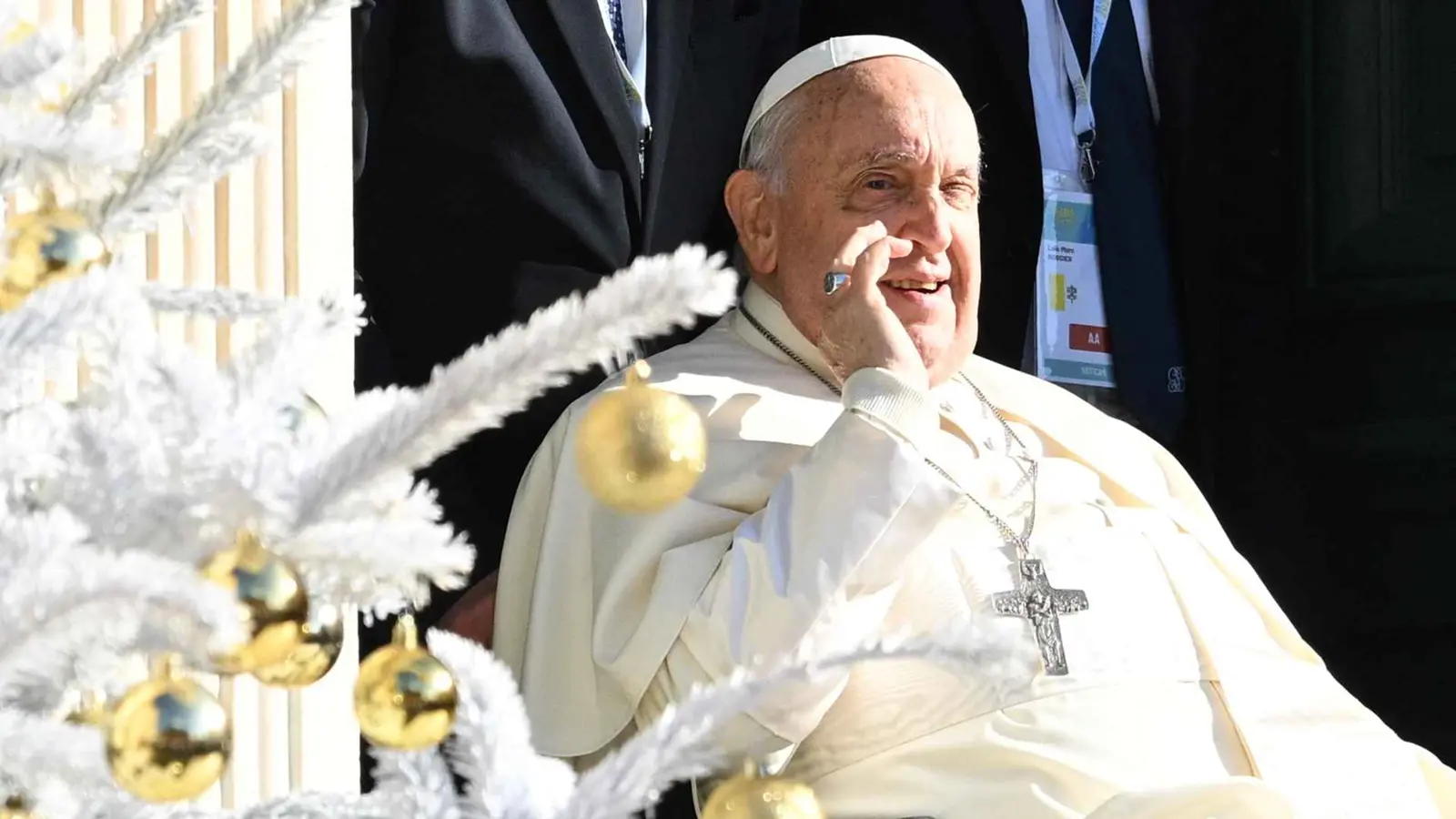 آخر تطورات الحالة الصحية لبابا الفاتيكان