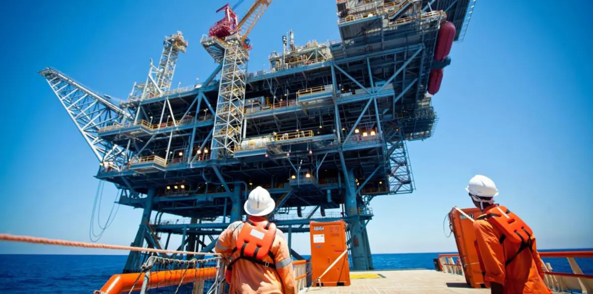 مصر تطرح مزايدة عالمية لبحث واستكشاف النفط في الصحراء الشرقية