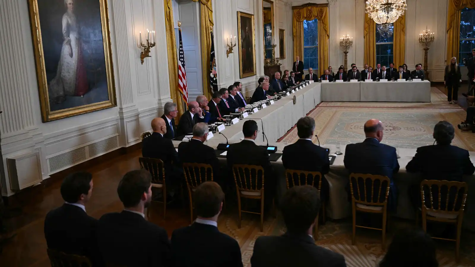 "أزمة الطاقة ستتفاقم".. شركات النفط الأمريكية تحذر ترامب