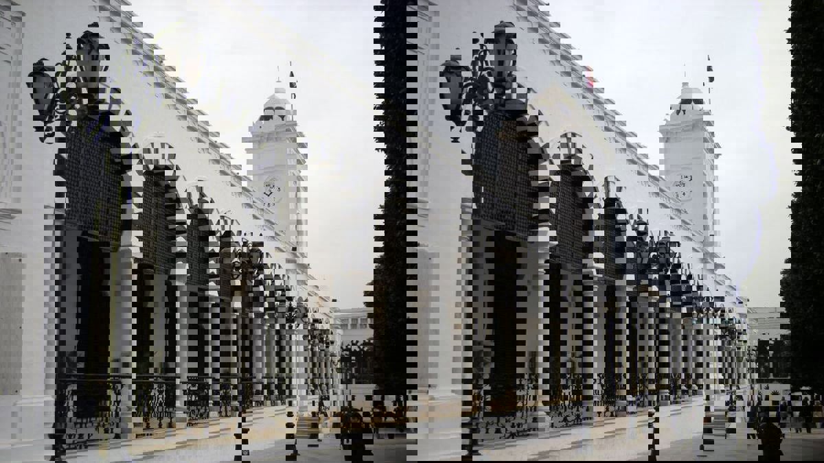 مؤشرات على انزلاق الاقتصاد التونسي إلى أزمة مالية