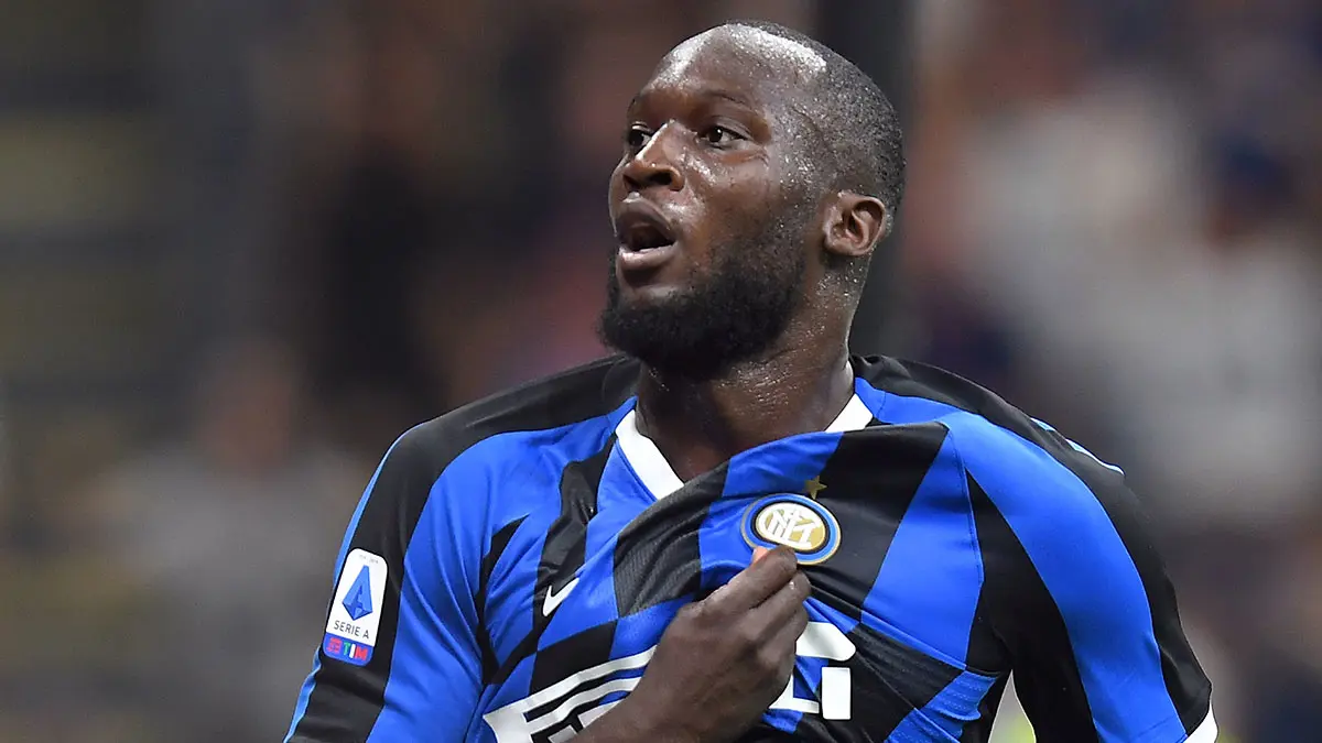 ضد لوكاكو نجم إنتر ميلان.. جدل كبير بعد إساءة عنصرية جديدة في الدوري الإيطالي