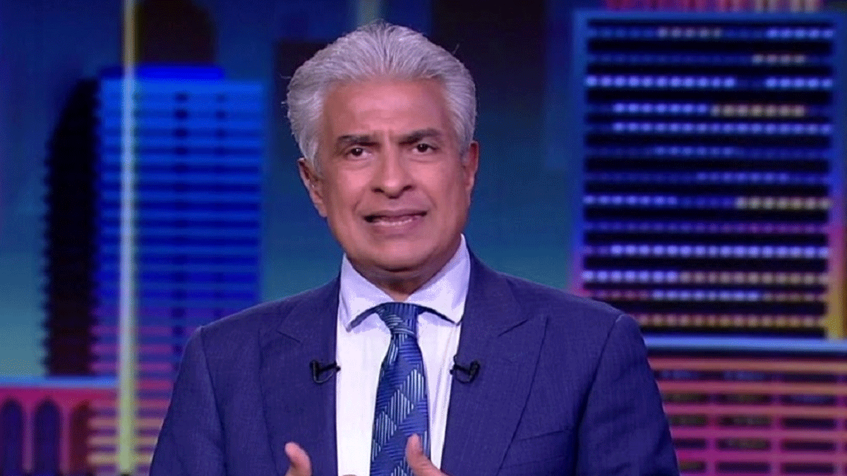 وائل الإبراشي يغادر المستشفى بعد معاناة قاسية مع فيروس كورونا