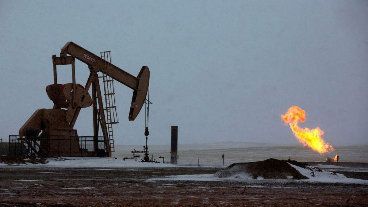 ناشونال إنترست: روسيا أساءت تقدير قوة التحالف السعودي - الإماراتي في قيادة سوق النفط العالمي