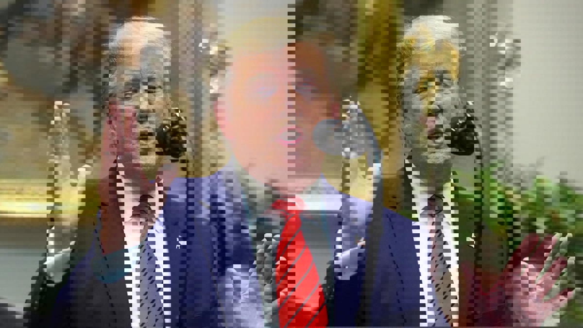 الديموقراطيون يواجهون صعوبات في العثور على المنافس الأنسب لترامب‎