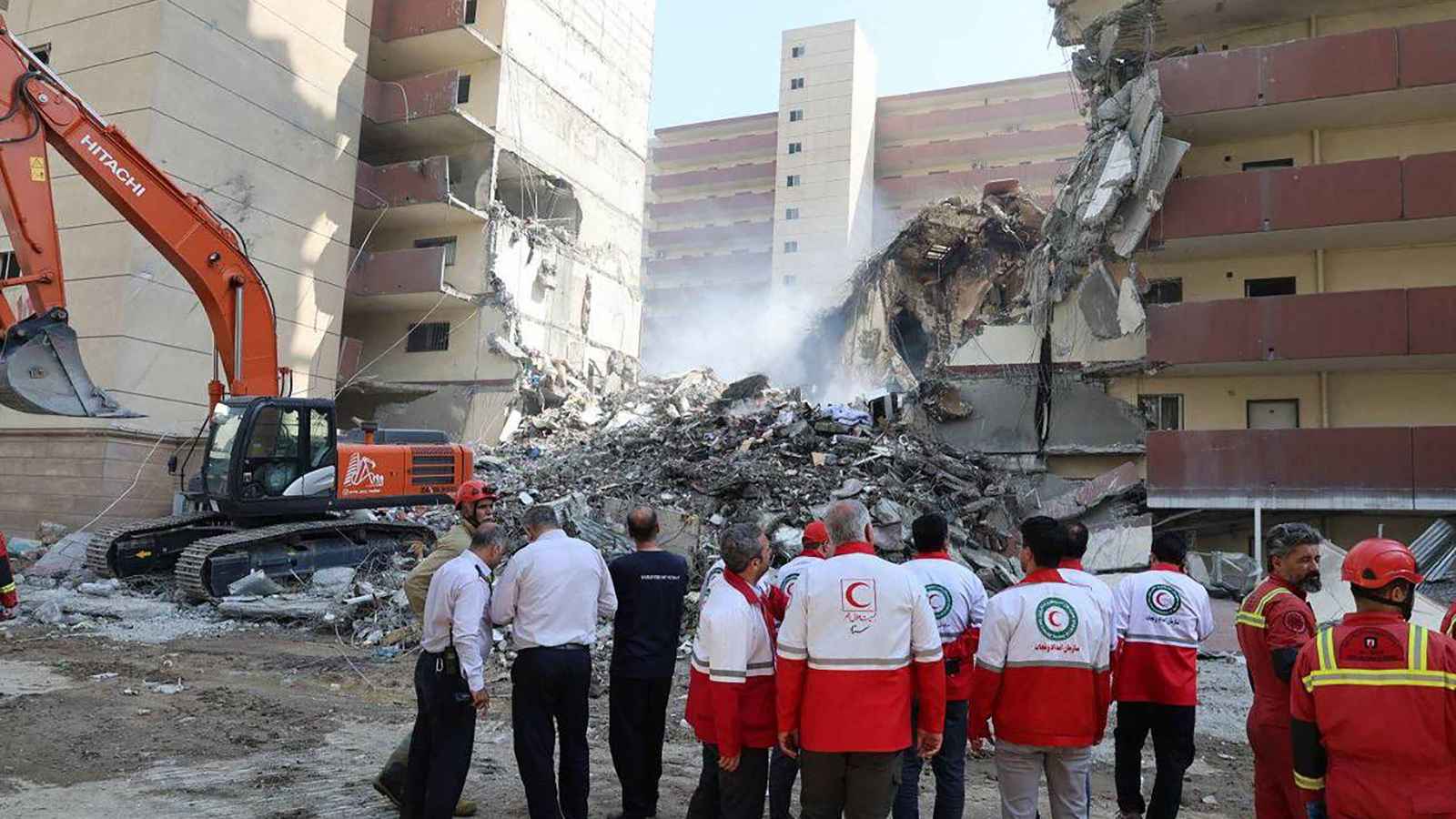 بعد ضربة إسرائيل.. ما حقيقة لجوء إيران إلى "طاولة المفاوضات النووية"؟