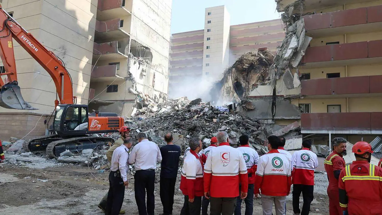 بعد ضربة إسرائيل.. ما حقيقة لجوء إيران إلى "طاولة المفاوضات النووية"؟