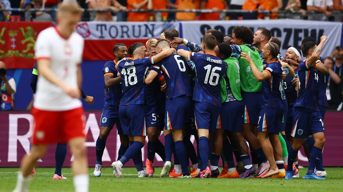 هولندا تقلب تأخرها أمام بولندا وتقتنص أول فوز في يورو 2024 