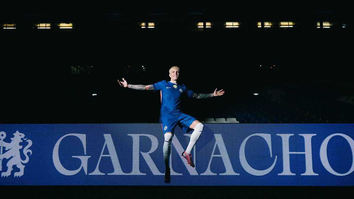 هل نصح ميسي غارناتشو بالانتقال لصفوف تشيلسي؟