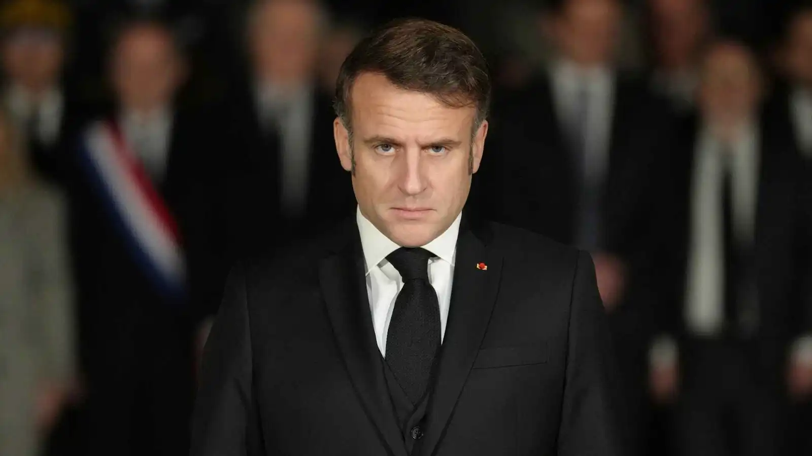 يحركه حزب الخضر.. مقترح "قانون قديم" يضع ماكرون أمام شبح الاستفتاء