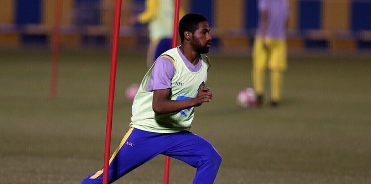 السعودية.. وكيل عوض خميس يدين نادي النصر لصالح الهلال