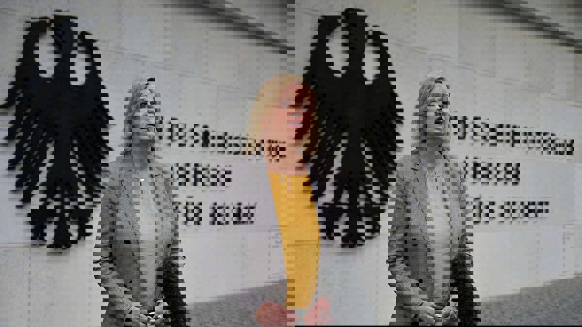 ألمانيا تبدي استعدادها لتسهيل استضافة معارضين وصحفيين روس