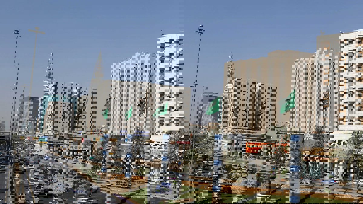 النيابة العامة السعودية تأمر بالقبض على شخص نشر محتوى يثير التعصب القبلي