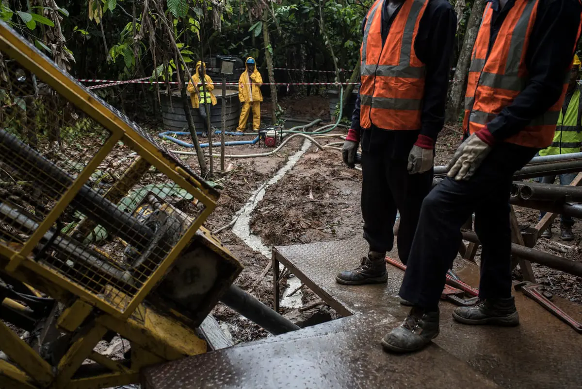 بعد أسبوع من انهيار منجم في نيجيريا.. فقدان الأمل بإنقاذ 20 عاملا