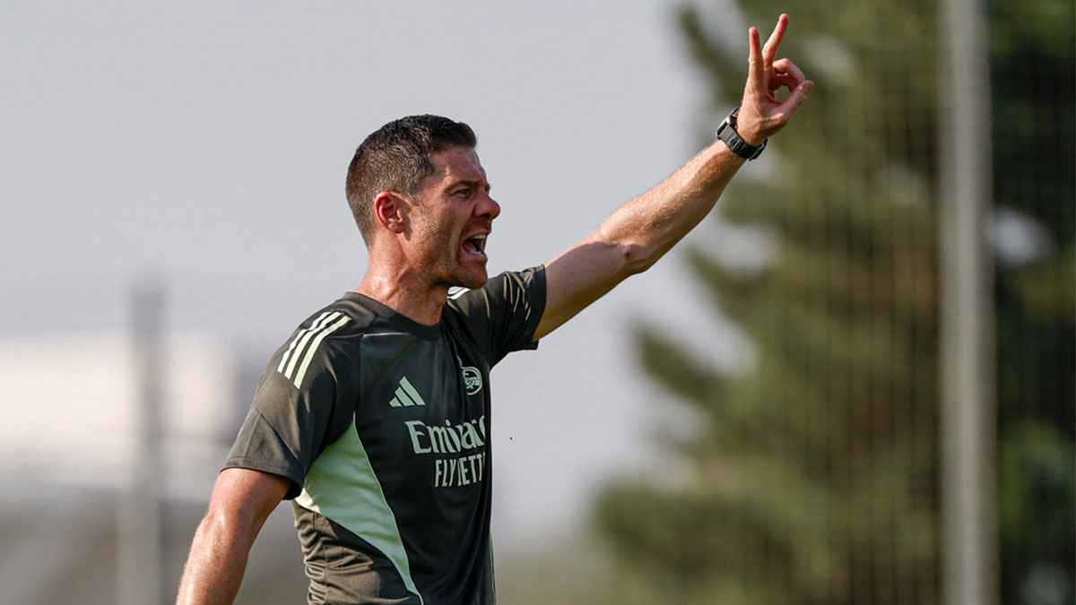 لن يرحل.. تشابي ألونسو يحسم مصير نجم ريال مدريد