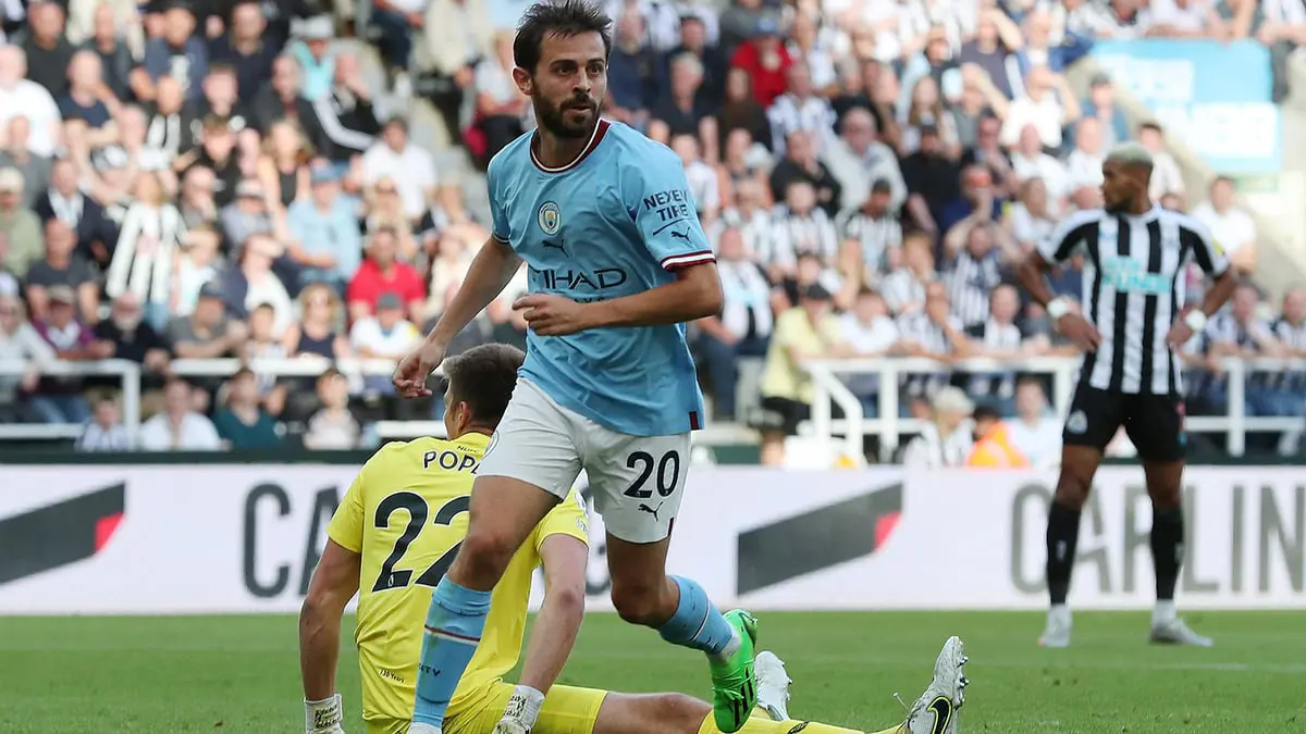 برناردو سيلفا يكشف مصير عرض برشلونة ومستقبله مع مانشستر سيتي